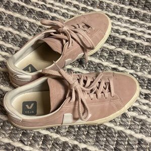 Gently worn with no harsh ware